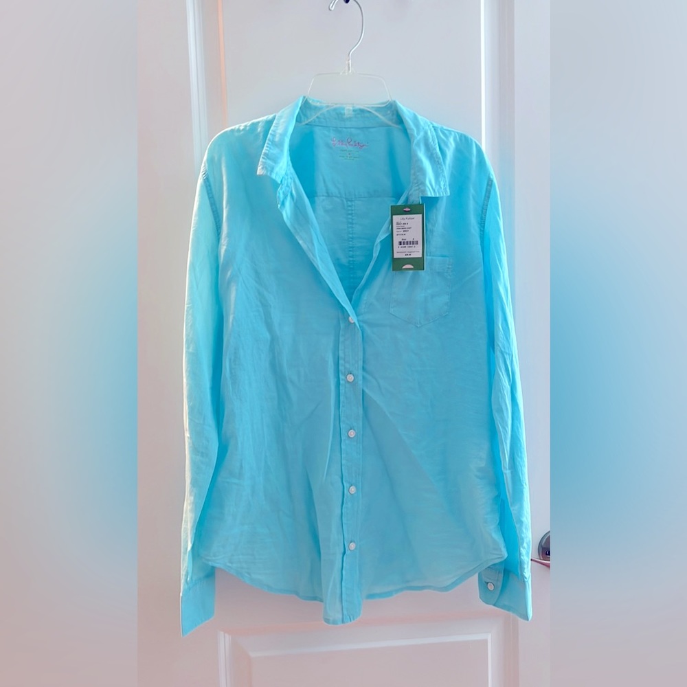 Woman’s new with tags Linen shirt